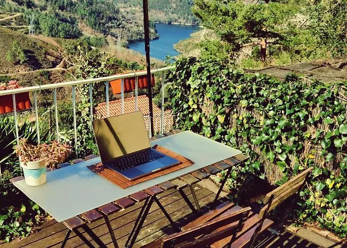 Monteiro's Geres * Ferral